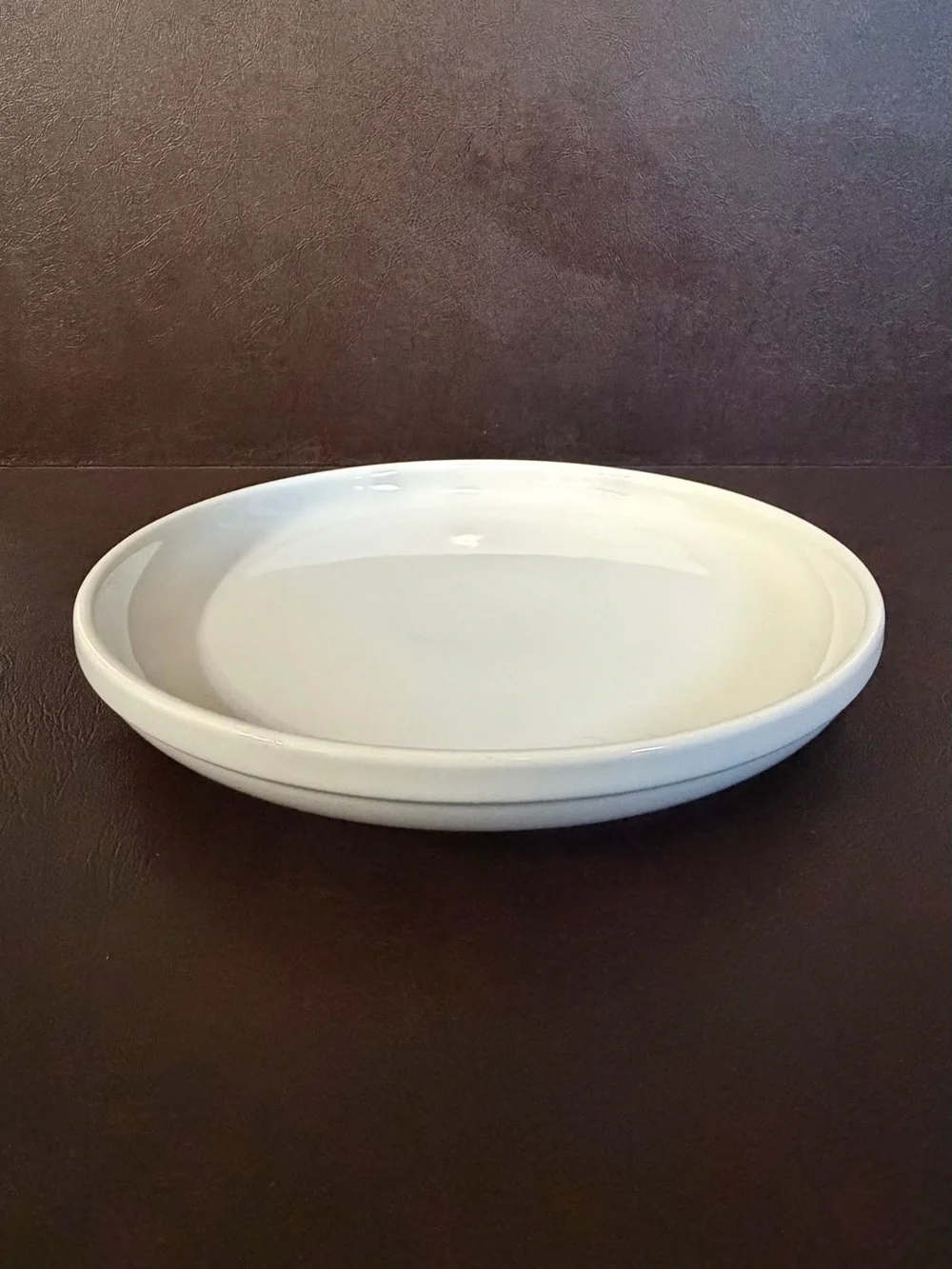 Crate & Barrel CulinaryArts Cafeware 10.25” Porcelain Single Dinner Plate